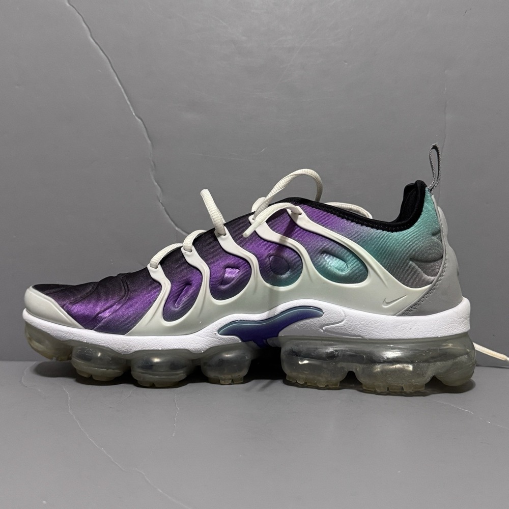 Nike Air Vapormax Plus Mens Size US 10.5 White Fierce Purple Grape Sneakers - Picture 5 of 16